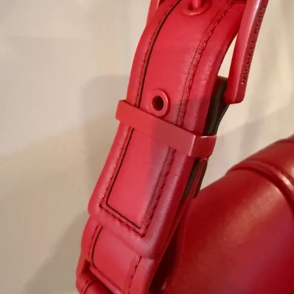 Michael Kors crimson colby Bag - Picture 4 of 9